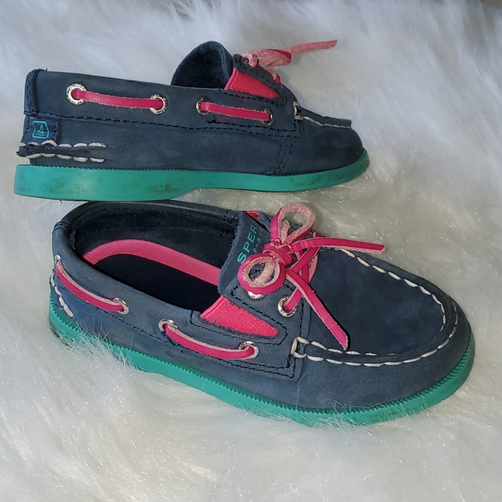 Girl's Sperry top sider boat shoes 8.5c